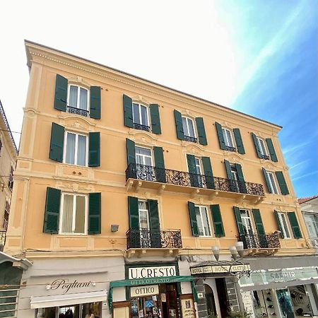 Hotel Eletto San Remo Kültér fotó