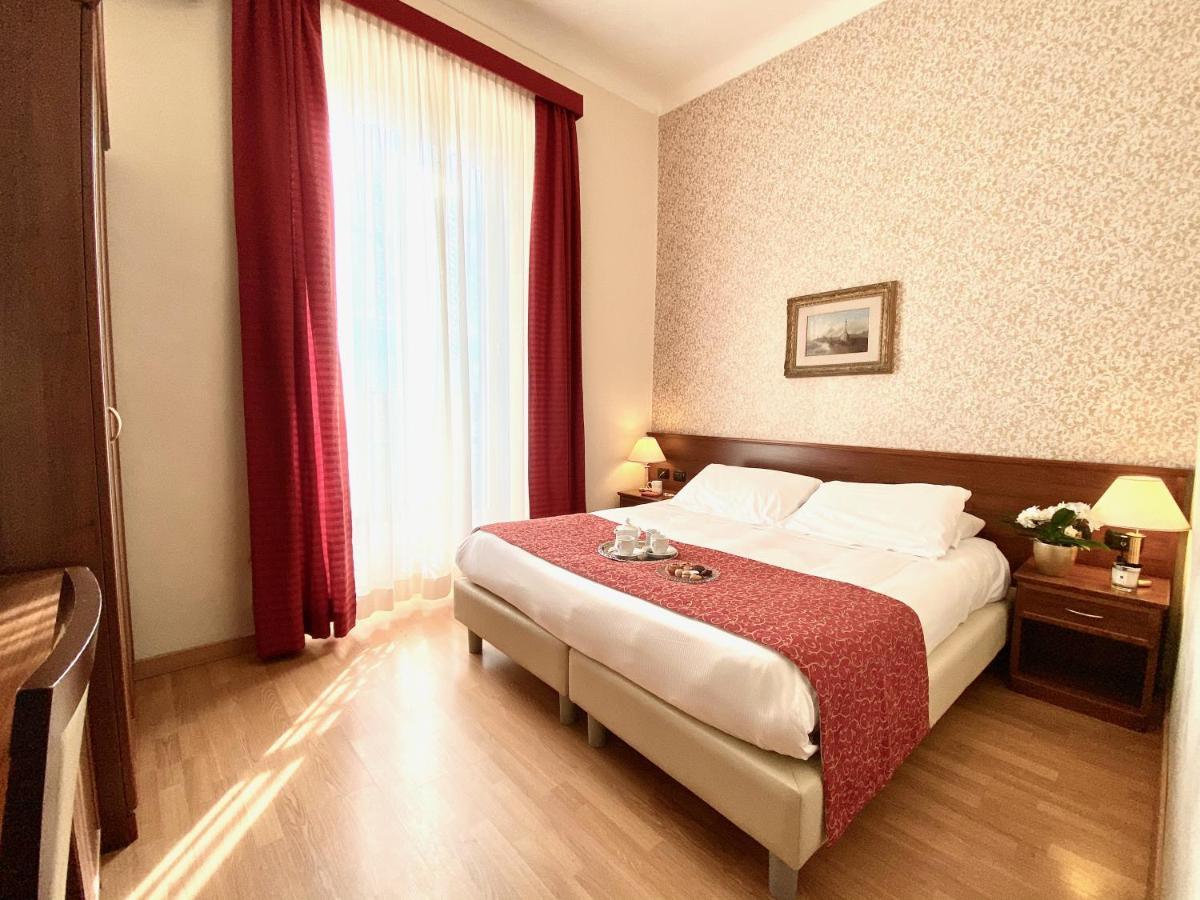 Hotel Eletto San Remo Kültér fotó