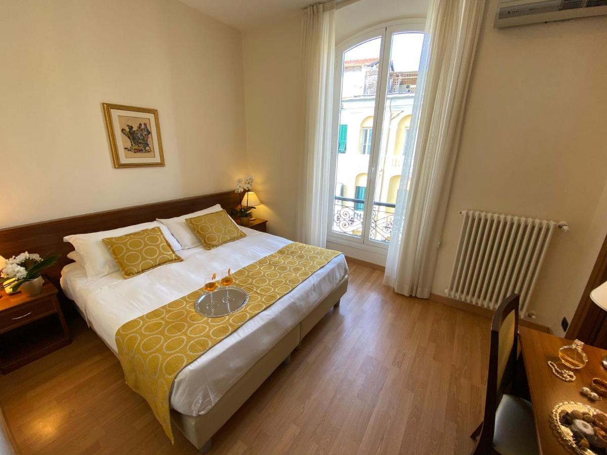 Hotel Eletto San Remo Kültér fotó