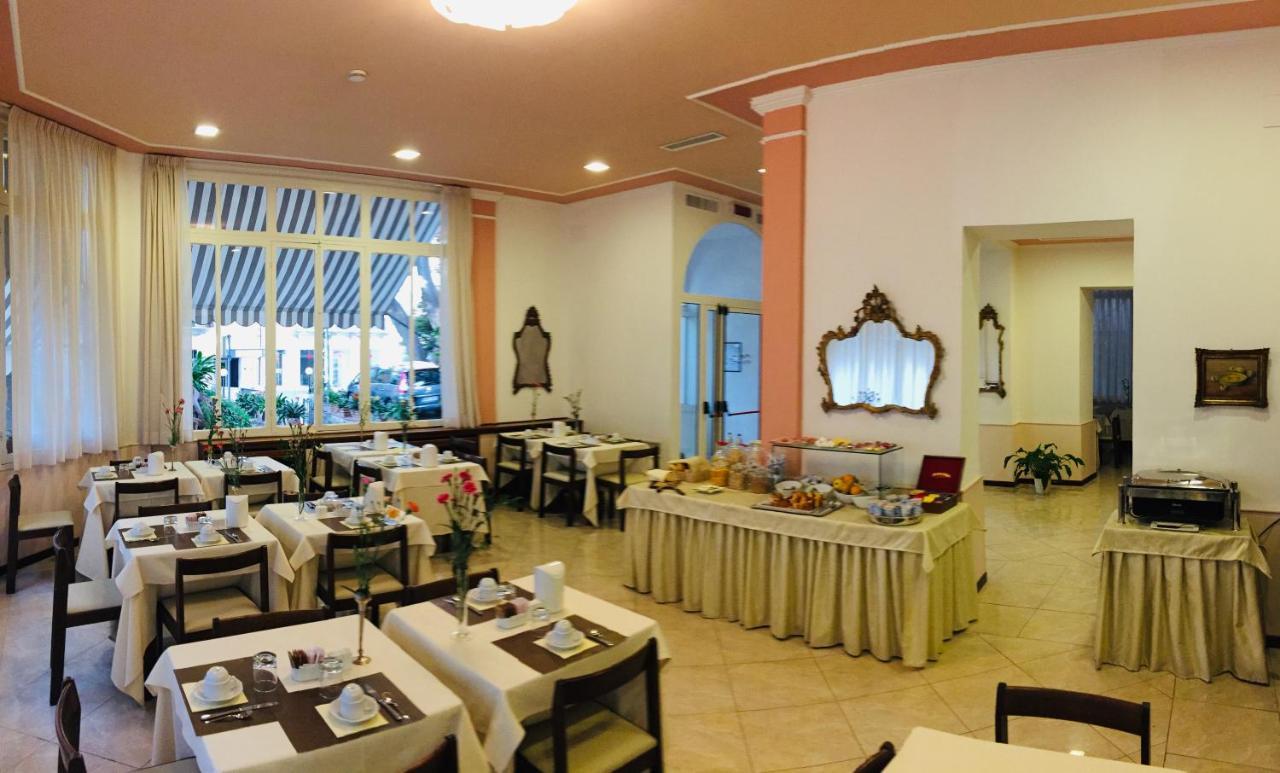 Hotel Eletto San Remo Kültér fotó