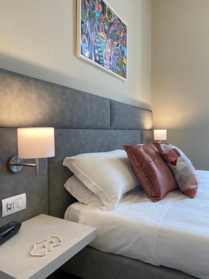 Hotel Eletto San Remo Kültér fotó