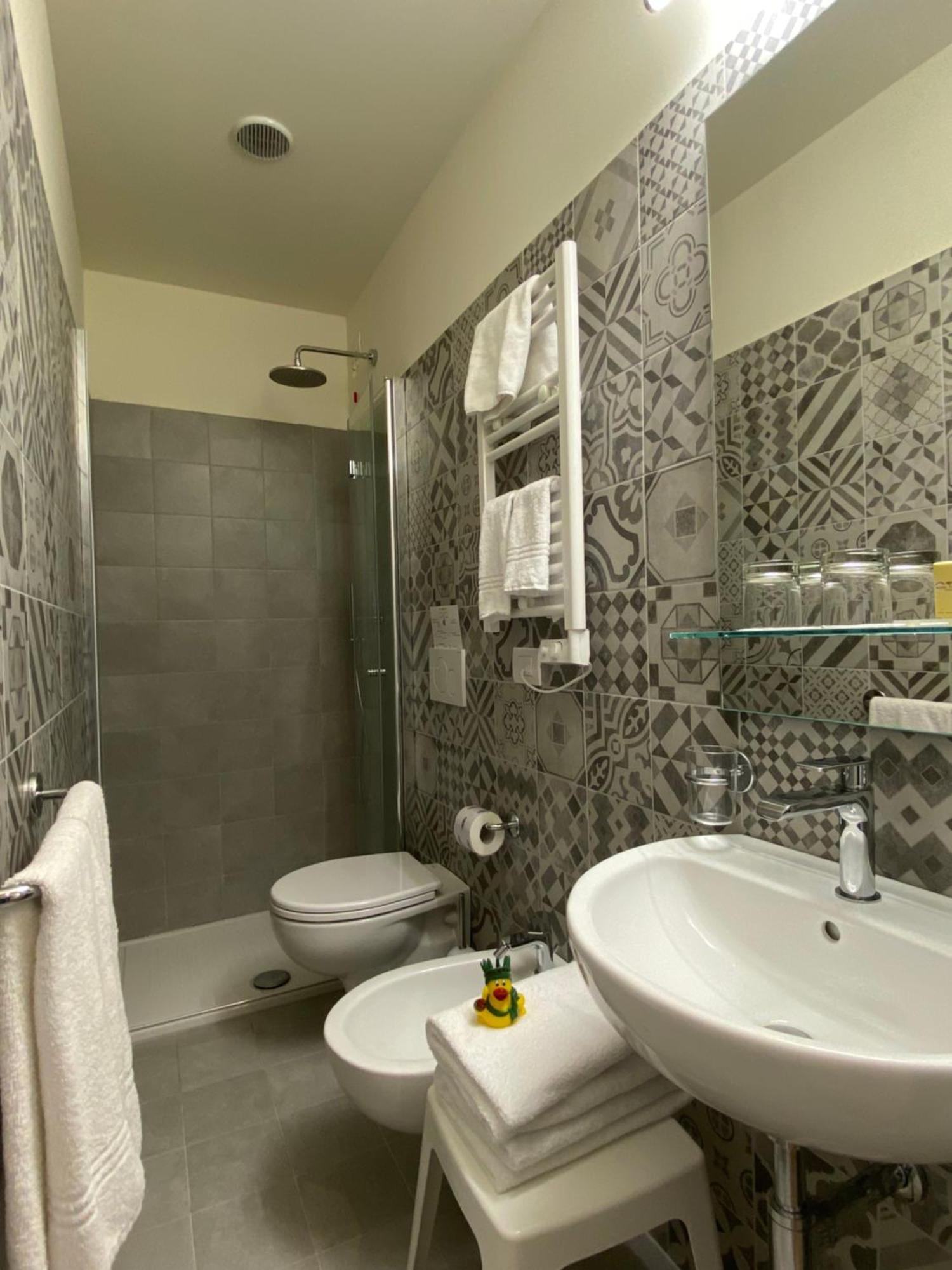 Hotel Eletto San Remo Szoba fotó